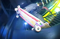 MONSTRO DE BANGKOK — Skating the Streets of Thailand